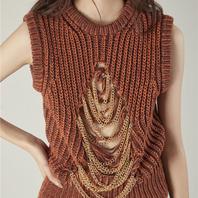 Carmen - Gilet tricoté avec décor de chaînes