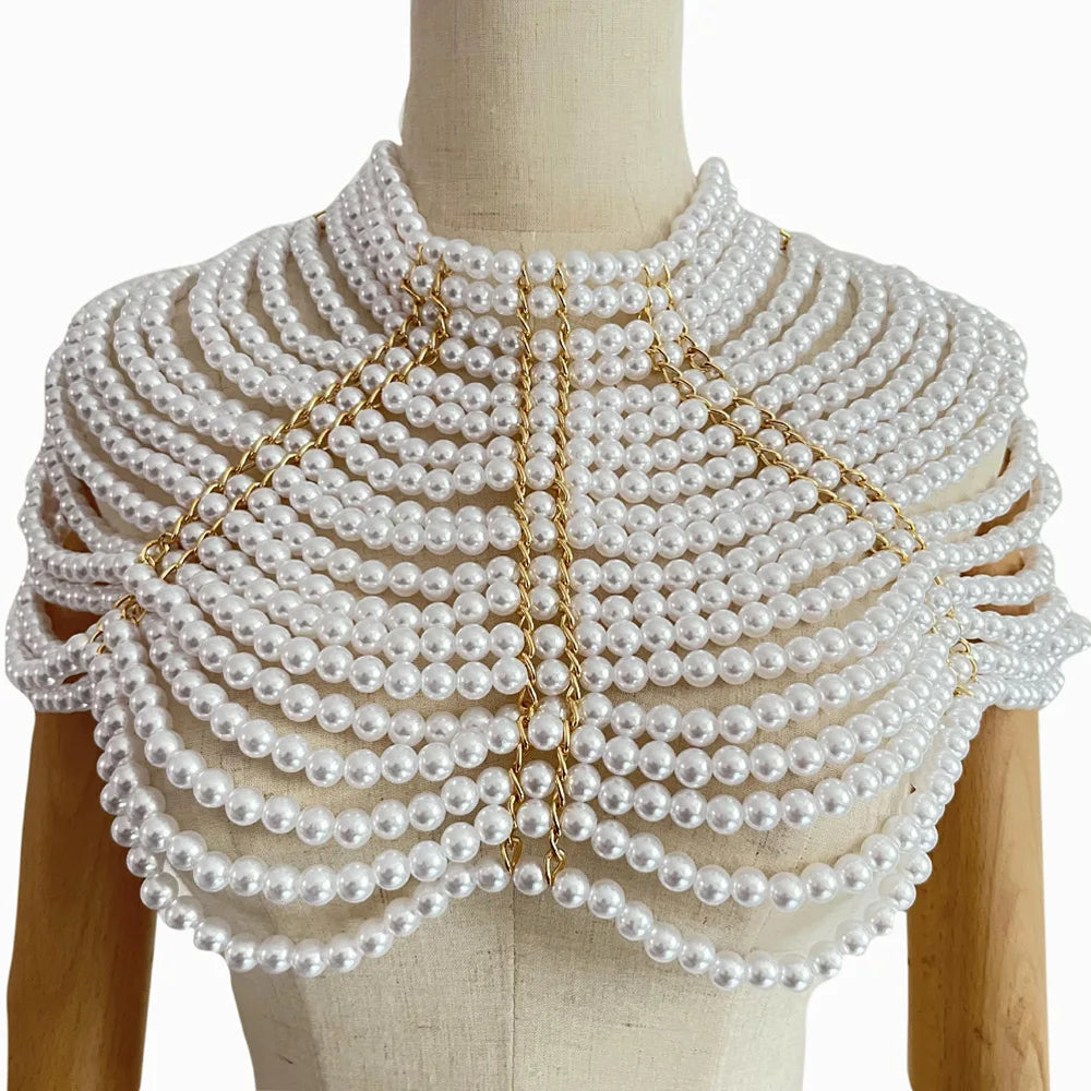 Juliette - blouse à col de perles brodées royales